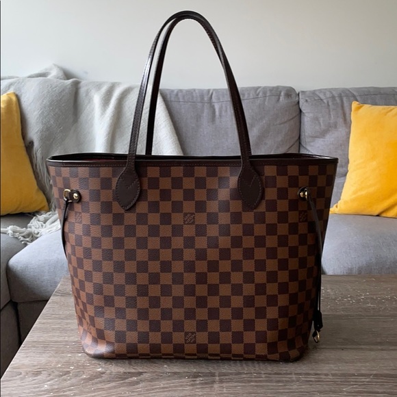 Louis Vuitton Handbags - Louis Vuitton Neverful MM